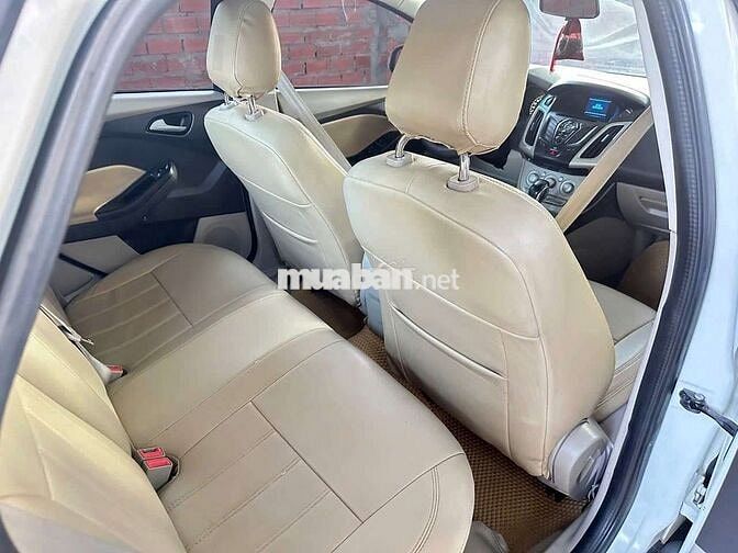 Ford Focus 2015 Trend 1.6 AT Sedan - 110 km