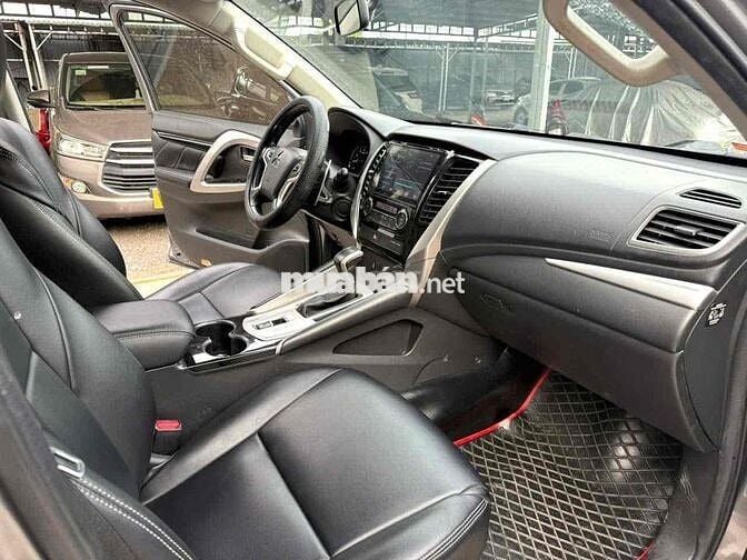 PAJERO SPORT 3.0 MÁY XĂNG ,BH 1 NĂM VAY 65%