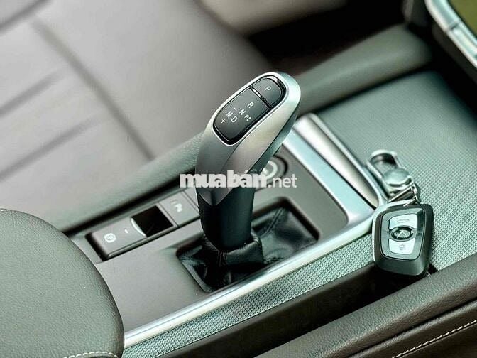 VinFast Lux A2.0 Plus 2022 - 34000 km