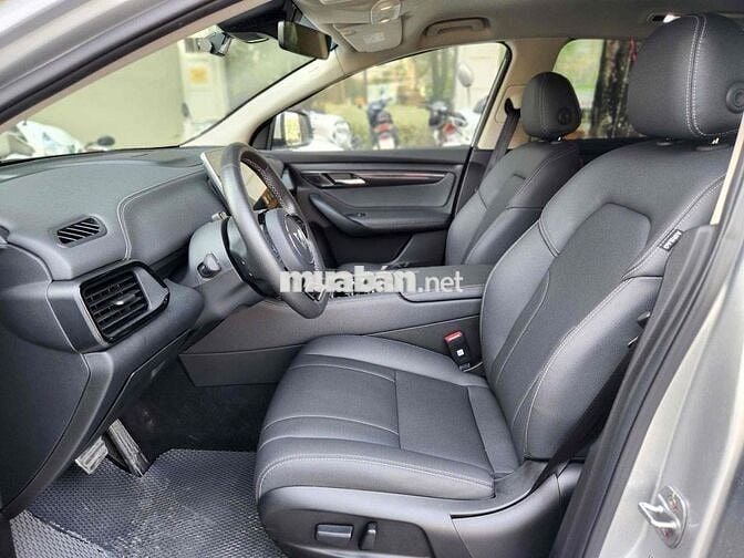 VinFast VF8 2022 VF8 Eco - 14000 km