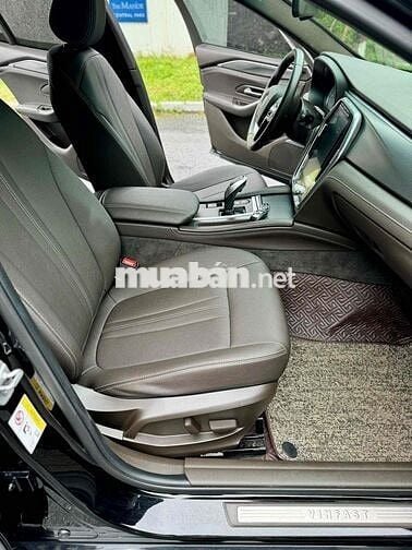 VinFast Lux A2.0 Plus 2022 - 34000 km