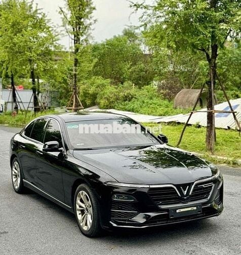 VinFast Lux A2.0 Plus 2022 - 34000 km
