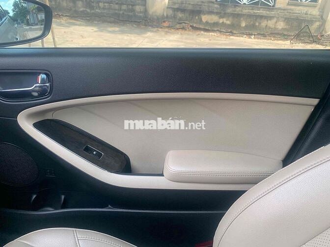 Kia Cerato 2018 2.0 AT Premium - 90 km