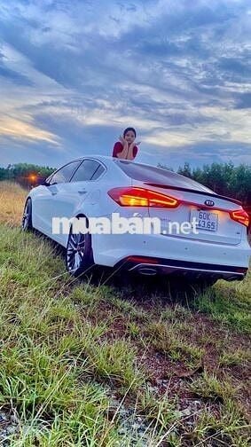 Kia Cerato 2018 2.0 AT Premium - 90 km