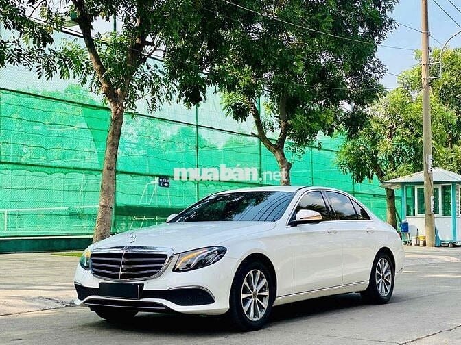 Mercedes Benz E Class 2018 E200 - 77000 km