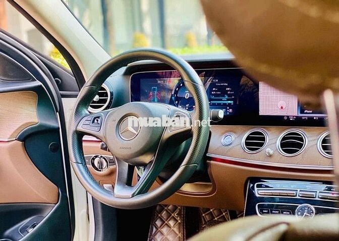Mercedes Benz E Class 2018 E200 - 77000 km