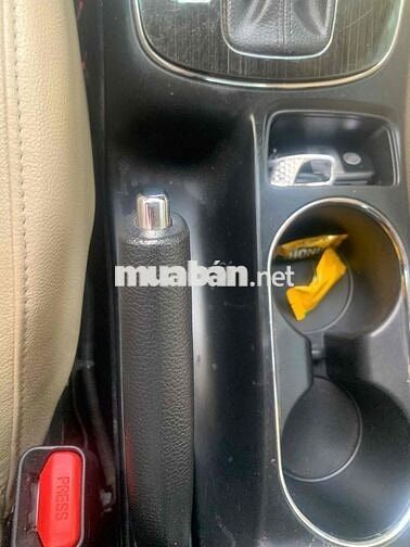 Kia Cerato 2018 2.0 AT Premium - 90 km