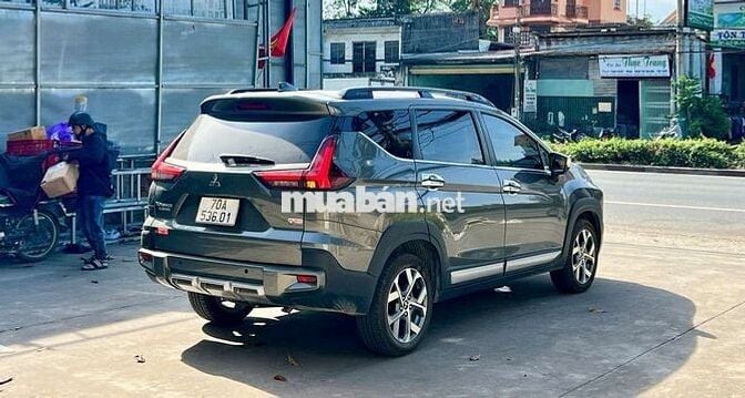 Mitsubishi Xpander Cross 2024 - 11000 km