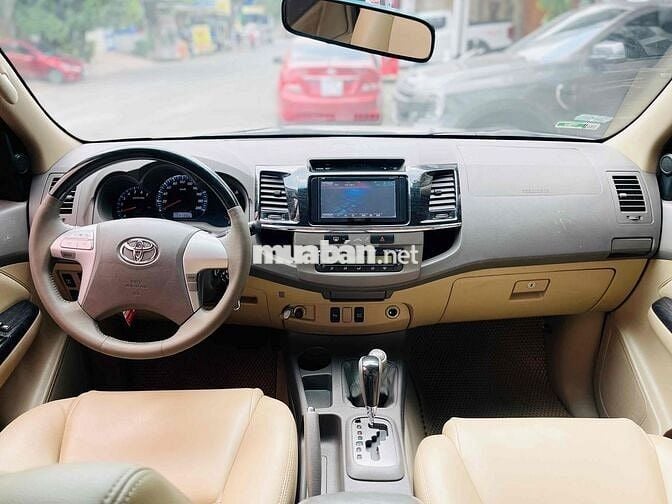 Toyota Fortuner 2013 2.7V 4x4 AT - 150000 km