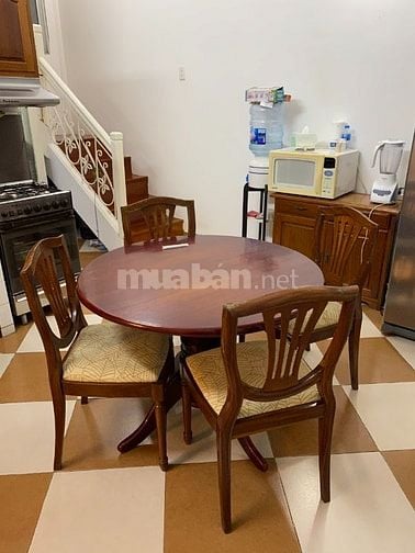 Cho thuê nhà biệt thự 3 tầng tại ngõ 530 phố Thuỵ Khuê, Q.Tây Hồ