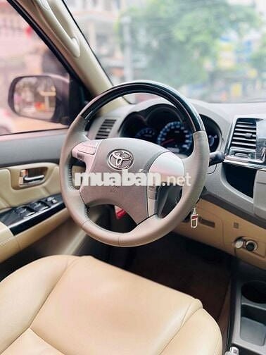 Toyota Fortuner 2013 2.7V 4x4 AT - 150000 km