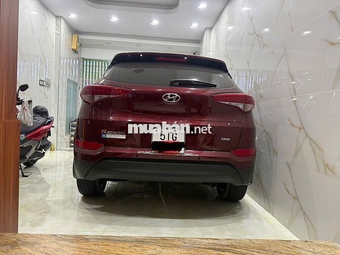Hyundai Tucson 2018 2.0 AT CRDi - 25000 km