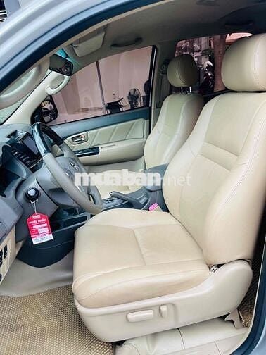 Toyota Fortuner 2013 2.7V 4x4 AT - 150000 km