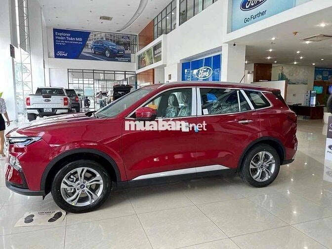 2025 Titanium X 1.5 AT Bank 90%, nhận xe chỉ 200tr