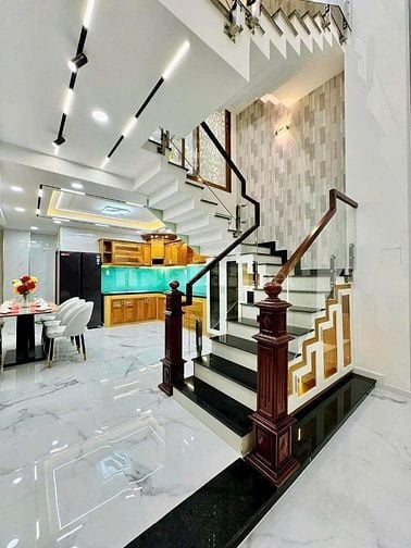 Nhà đẹp, dọn vào ở ngay Minh Phụng, Q6. DT: 56m2 / 2 Tỷ 480. Hẻm 5m