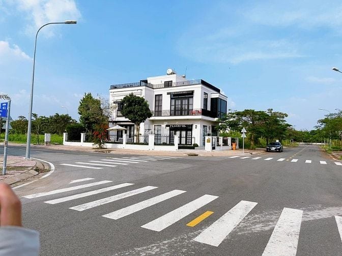 BÁN ĐẤT MT ĐƯỜNG 12M, NGANG 7M, NGUYỄN VĂN TẠO, LONG THỚI, CHỈ 2,9 TỶ