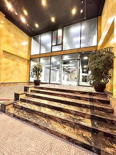 Cho thuê sàn 235m2 xây dựng, mt 8m Mặt phố Đặng Tiến Đông