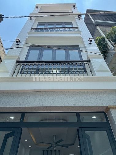 3lầu, mới 100% xe hơi đổ cách nhà 10m khu VIP Nguyễn Văn Đậu gần PĐLưu
