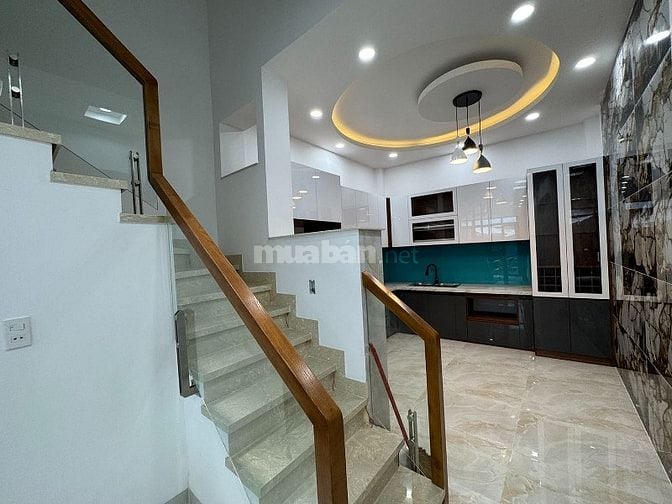 3lầu, mới 100% xe hơi đổ cách nhà 10m khu VIP Nguyễn Văn Đậu gần PĐLưu