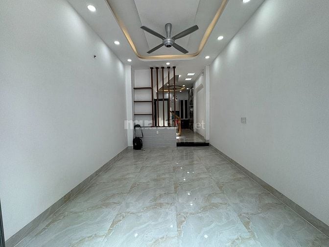 3lầu, mới 100% xe hơi đổ cách nhà 10m khu VIP Nguyễn Văn Đậu gần PĐLưu