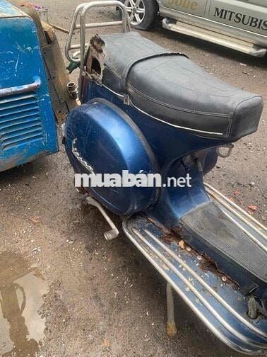 vespa cổ đài loan