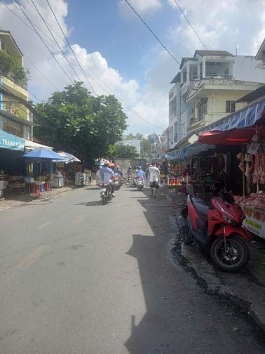 BÁN NHÀ MẶT TIỀN KINH DOANH THÀNH PHỐ THỦ ĐỨC,DIỆN TÍCH: 585m2