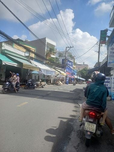 BÁN NHÀ MẶT TIỀN KINH DOANH THÀNH PHỐ THỦ ĐỨC,DIỆN TÍCH: 585m2