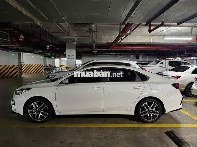 Kia Cerato 2021 1.6 AT LUXURY - 55000 km