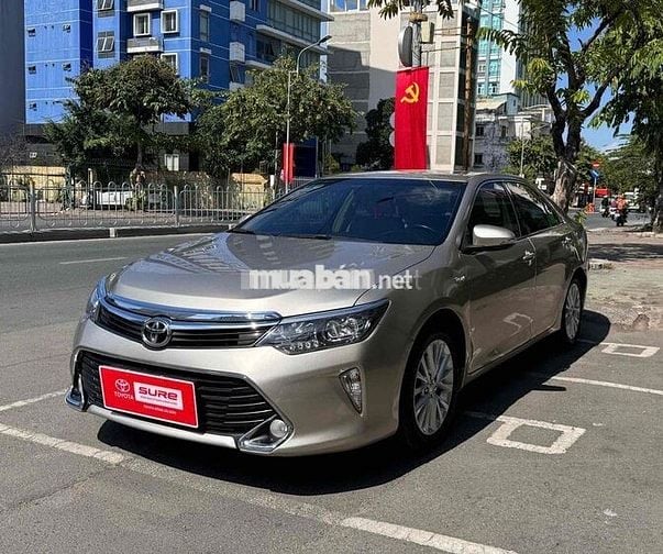 Camry 2018 2.0E - Nâu Vàng