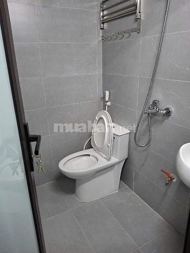 Phòng trọ Xuân Đỉnh cấp 4 gác xép với 28m2 đủ đồ giá 2,5tr /th
