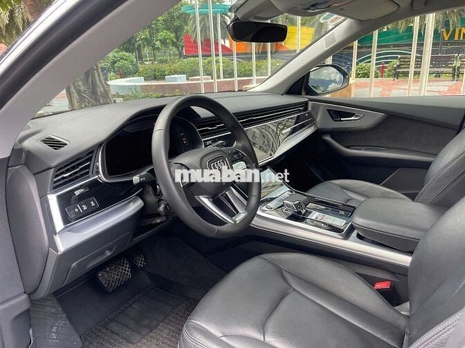 Audi Q8 2020 55 TFSI S-Line Quattro - 27000 km