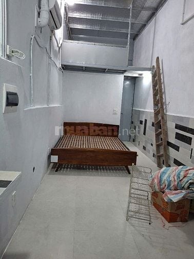 Phòng trọ Xuân Đỉnh cấp 4 gác xép với 28m2 đủ đồ giá 2,5tr /th