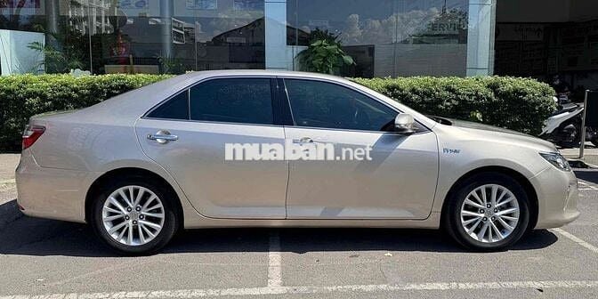 Camry 2018 2.0E - Nâu Vàng