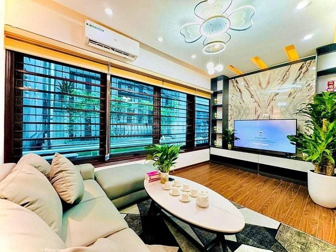 BÁN NHÀ MẶT PHỐ THÁI HÀ, 135M2 × 7 TẦNG, MT 4M, 2 THOÁNG, 62 TỶ