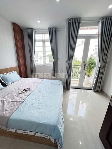 Đi nước ngoài định cư bán gấp nhà ở đường Lương Hữu Khánh, phường Phạm