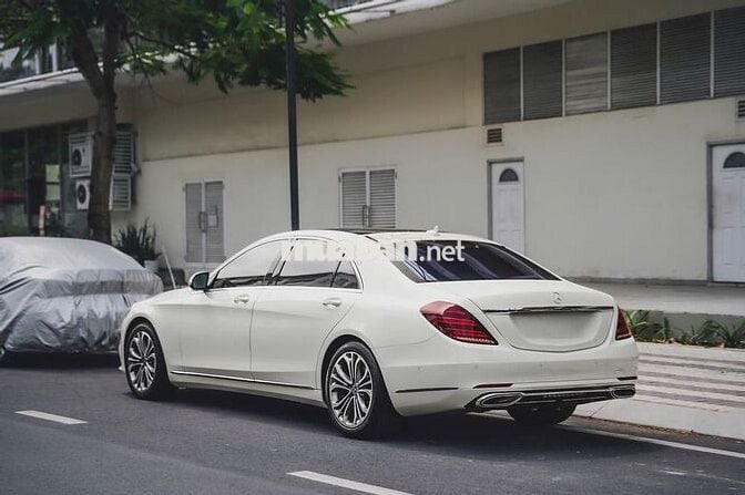 Mercedes Benz S Class 2021 S450L Luxury - 27000 km