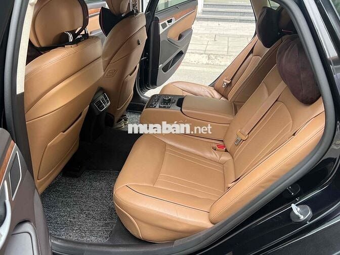Hyundai Genesis 2016 - 90000 km