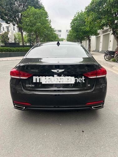 Hyundai Genesis 2016 - 90000 km