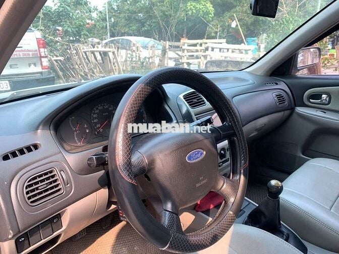 Ford Laser 2003 GHIA 1.8 MT - 180000 km