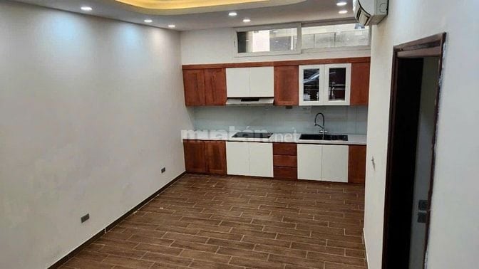 Bán Phân Lô khu phân lô Trung Hòa - Nhân Chính. Dt 61m2 x 5t, MT 5.5m