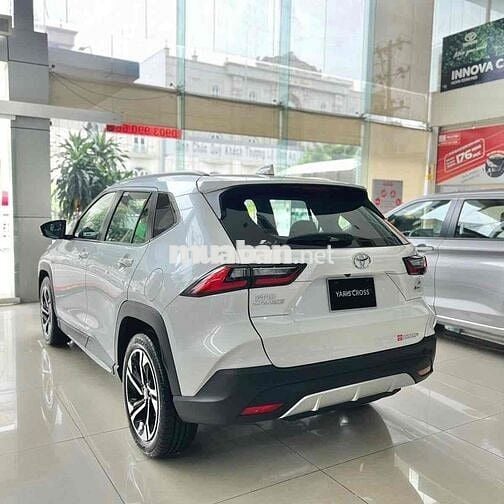 Toyota Yaris cross ưu đãi thuế 50%