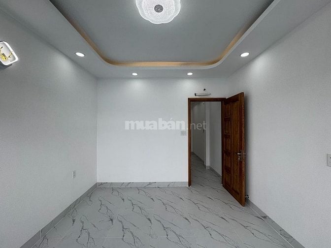 3lầu, mới 100% xe hơi đổ cách nhà 10m khu VIP Nguyễn Văn Đậu gần PĐLưu