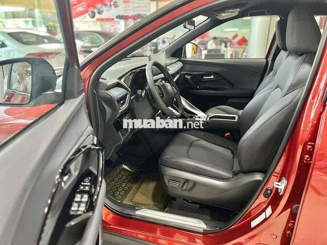 Toyota Yaris cross ưu đãi thuế 50%