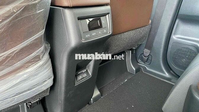 Toyota Innova Cross HEV 2025