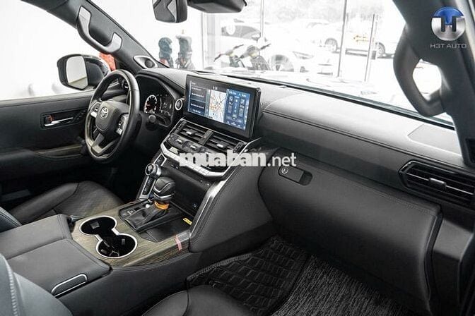 Toyota Land Cruiser 2024 3.5 V6 - 40000 km