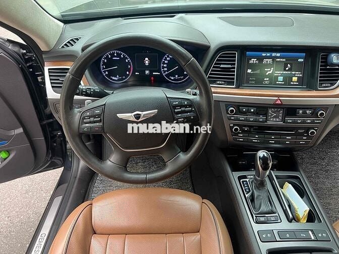 Hyundai Genesis 2016 - 90000 km