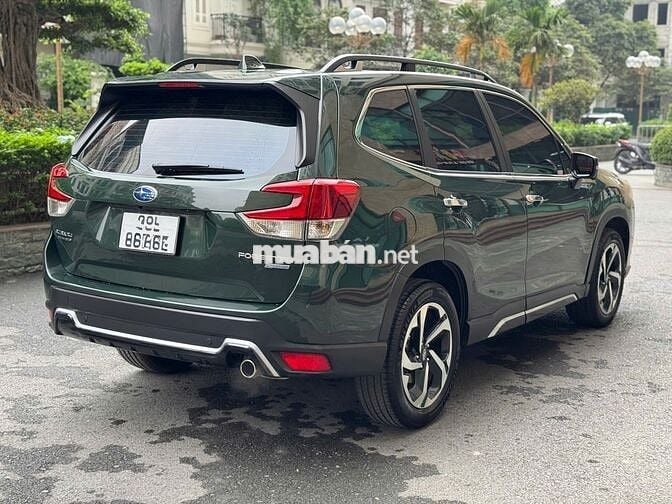Subaru Forester 2023 2.0i-S EyeSight - 17000 km