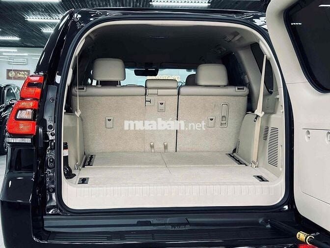 Toyota Land Cruiser Prado 2.7VX Model 2021 đẹp
