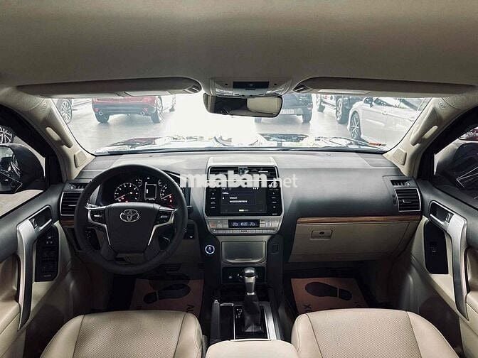 Toyota Land Cruiser Prado 2.7VX Model 2021 đẹp