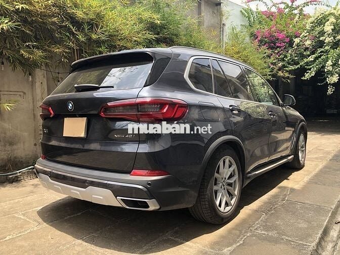 BMW X5 XDrive 40i xLine màu xám 2020